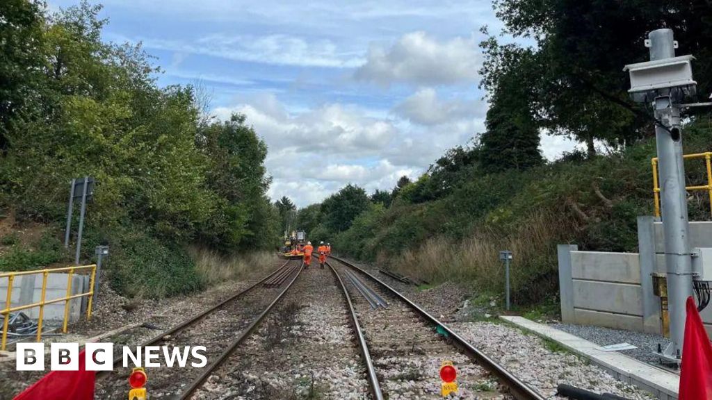 Gatwick rail line to reopen after upgrades